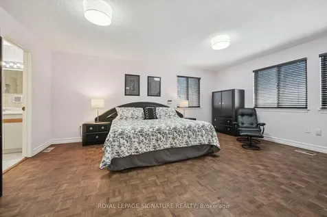 28 Manswood Crescent Brampton ON L6T 0A4