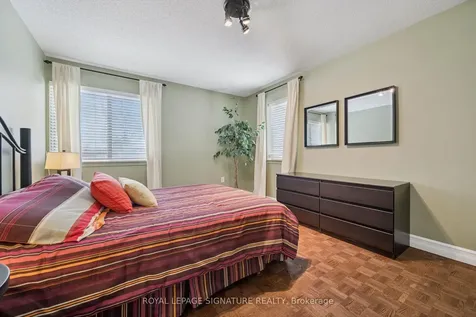 28 Manswood Crescent Brampton ON L6T 0A4