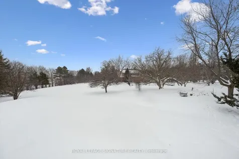 28 Manswood Crescent Brampton ON L6T 0A4