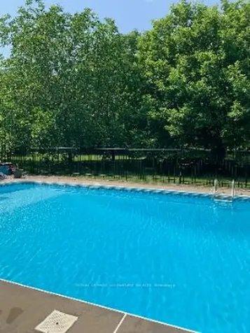 28 Manswood Crescent Brampton ON L6T 0A4