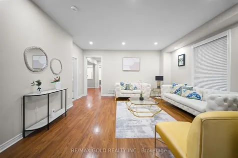 45 Delphinium Way Brampton ON L7A 0N3