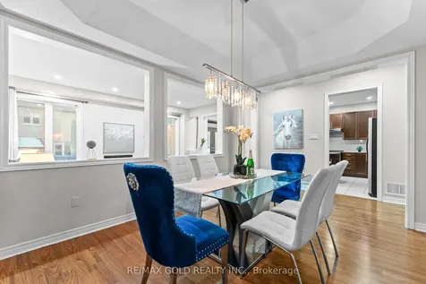 45 Delphinium Way Brampton ON L7A 0N3