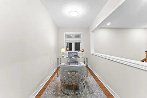 45 Delphinium Way Brampton ON L7A 0N3