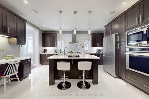 149 Coastline Drive Brampton ON L6Y 0S3