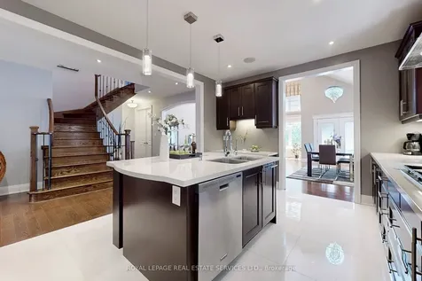 149 Coastline Drive Brampton ON L6Y 0S3