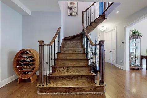 149 Coastline Drive Brampton ON L6Y 0S3