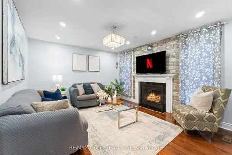 10 Narrow Valley Crescent Brampton ON L6R 2M6