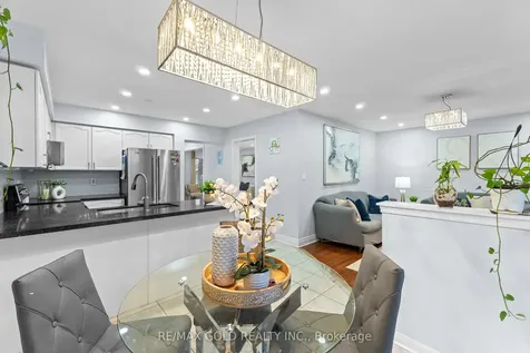 10 Narrow Valley Crescent Brampton ON L6R 2M6