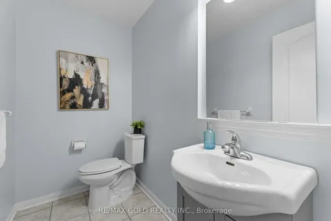 10 Narrow Valley Crescent Brampton ON L6R 2M6