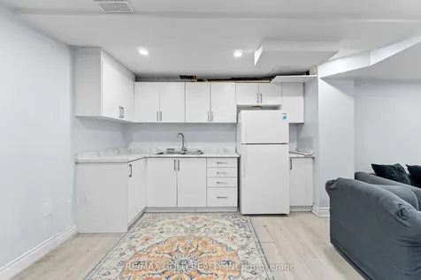 10 Narrow Valley Crescent Brampton ON L6R 2M6