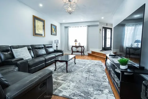 32 Madrid Crescent Brampton ON L6S 2X4