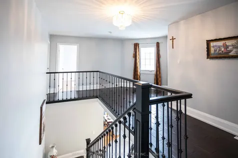 32 Madrid Crescent Brampton ON L6S 2X4