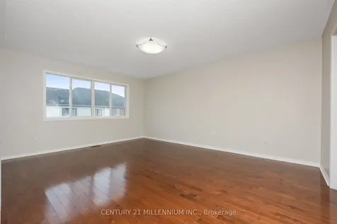 15 Tundra Swan Road Brampton ON L6R 3L4