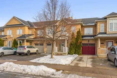 15 Tundra Swan Road Brampton ON L6R 3L4