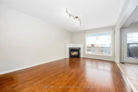 15 Tundra Swan Road Brampton ON L6R 3L4