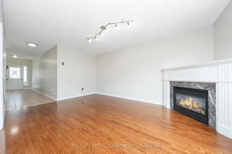 15 Tundra Swan Road Brampton ON L6R 3L4