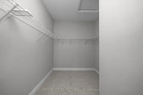 63 Goodview Drive Brampton ON L6R 4C3