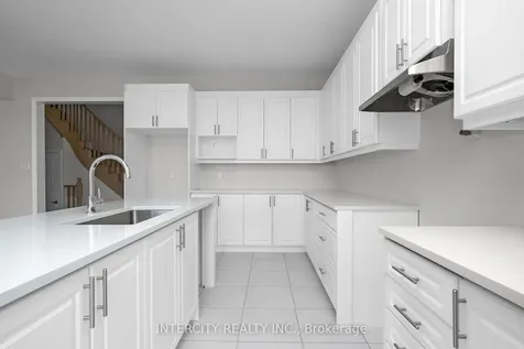 63 Goodview Drive Brampton ON L6R 4C3