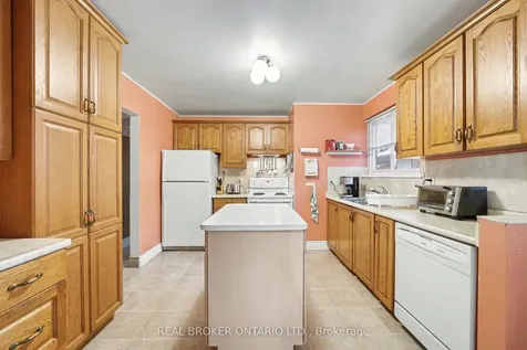 40 Flavian Crescent Brampton ON L6T 3P4