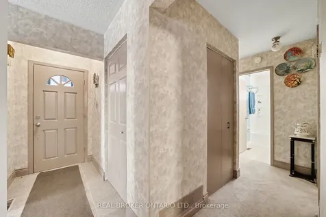 40 Flavian Crescent Brampton ON L6T 3P4