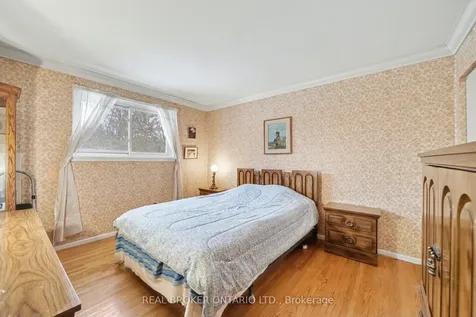 40 Flavian Crescent Brampton ON L6T 3P4