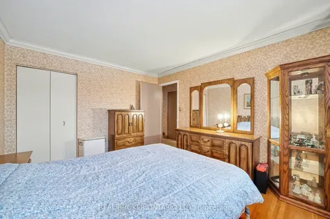 40 Flavian Crescent Brampton ON L6T 3P4