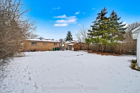 40 Flavian Crescent Brampton ON L6T 3P4