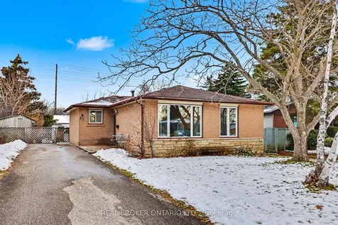 40 Flavian Crescent Brampton ON L6T 3P4