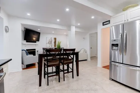 2197 Donald Road Burlington ON L7M 3R8