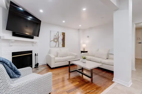 2197 Donald Road Burlington ON L7M 3R8