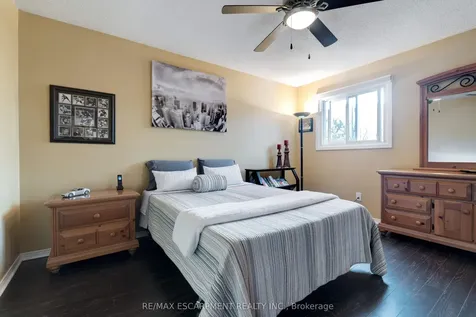 2197 Donald Road Burlington ON L7M 3R8