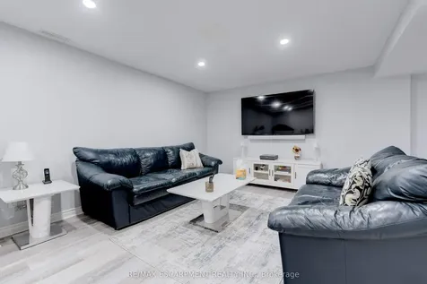 2197 Donald Road Burlington ON L7M 3R8