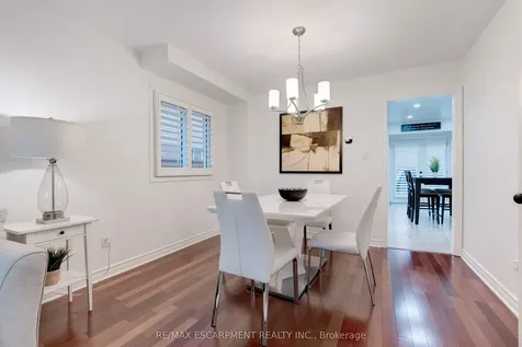 2197 Donald Road Burlington ON L7M 3R8