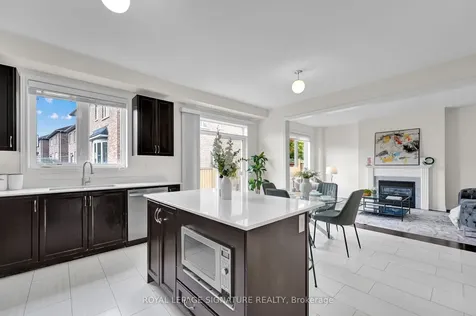 58 Orangeblossom Trail Brampton ON L6X 0E4