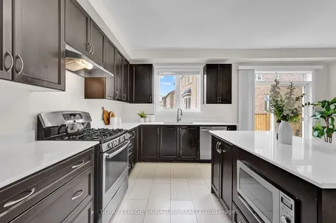 58 Orangeblossom Trail Brampton ON L6X 0E4