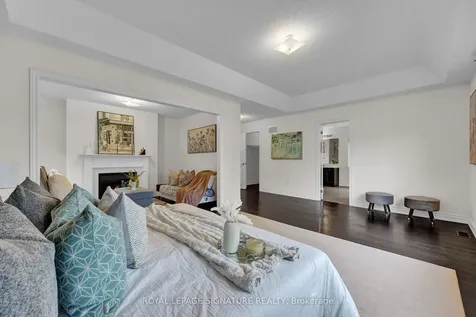 58 Orangeblossom Trail Brampton ON L6X 0E4