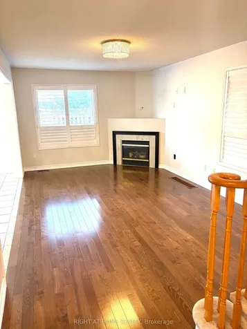 29 Mistdale Crescent Brampton ON L7A 1S2