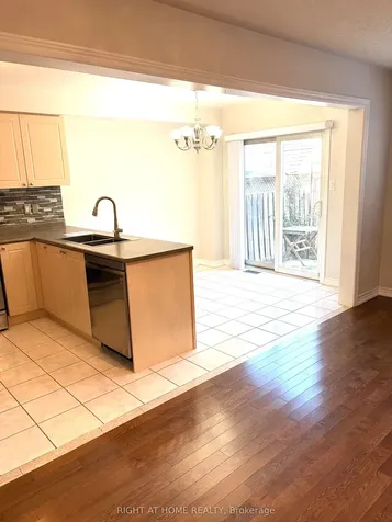 29 Mistdale Crescent Brampton ON L7A 1S2