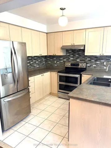 29 Mistdale Crescent Brampton ON L7A 1S2