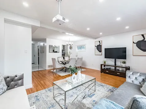 35 Scottsdale Court Brampton ON L6W 3R8