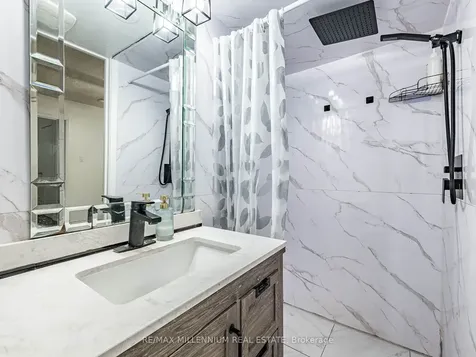 35 Scottsdale Court Brampton ON L6W 3R8