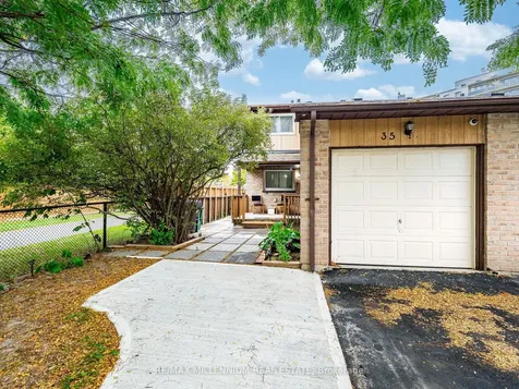 35 Scottsdale Court Brampton ON L6W 3R8