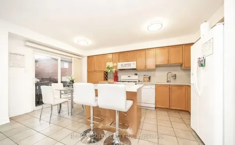 36 Roxton Crescent Brampton ON L7A 2A9