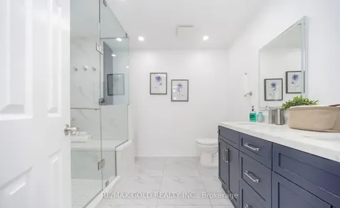 36 Roxton Crescent Brampton ON L7A 2A9