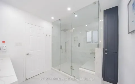 36 Roxton Crescent Brampton ON L7A 2A9