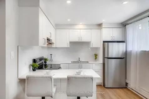90 Portland Street Toronto ON M8Y 1A7