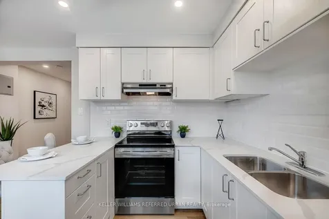 90 Portland Street Toronto ON M8Y 1A7