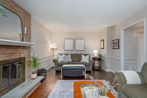 1599 Hermant Court Mississauga ON L5H 3T1