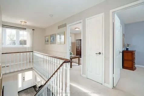 1599 Hermant Court Mississauga ON L5H 3T1