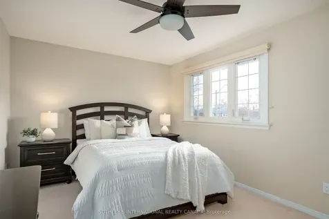 1599 Hermant Court Mississauga ON L5H 3T1
